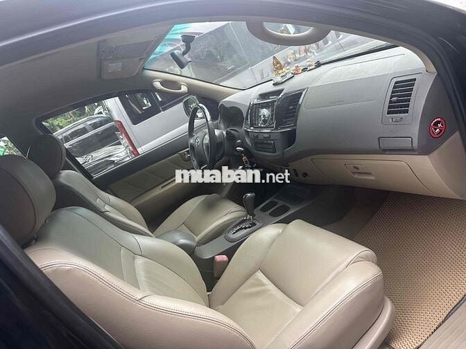 Toyota Fortuner 2012 - 120000 km