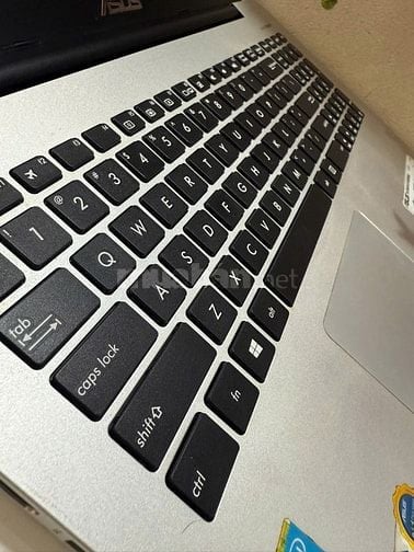 Laptop AsusTek X555LAB văn phòng,học tập thoải mái giá cực rẻ!
