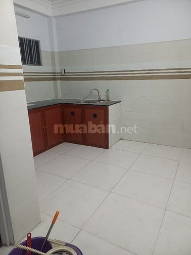 Nhà bán mặt tiền ngay chợ khuôn Việt, giá 5ty95, gần trường học và ện,