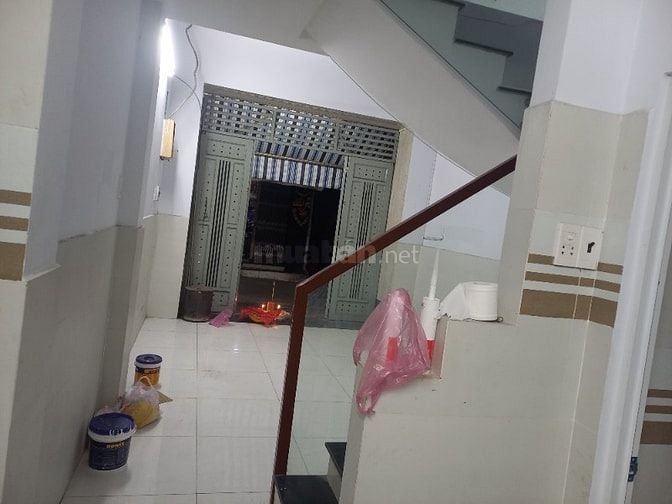 Nhà bán mặt tiền ngay chợ khuôn Việt, giá 5ty95, gần trường học và ện,