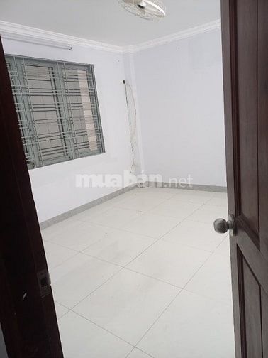 Nhà bán mặt tiền ngay chợ khuôn Việt, giá 5ty95, gần trường học và ện,