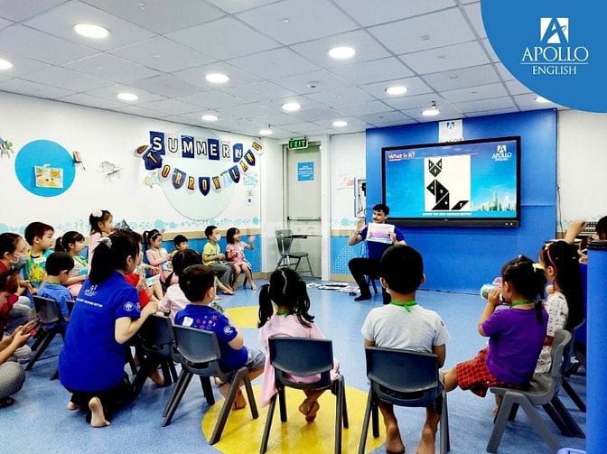 TUYỂN GẤP TẠP VỤ TRUNG TÂM TIẾNG ANH - QUẬN 3