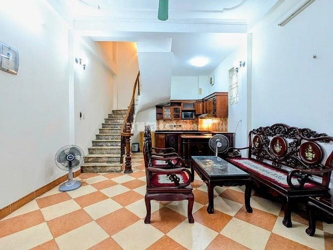Bán nhà Bùi Xương Trạch Thanh Xuân, 30m, 4T, MT4m, giá 6.85 tỷ