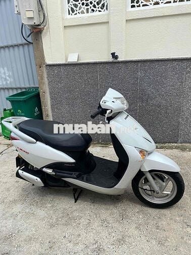 Honda lead fi biene số 72 xe đẹp mới it đi