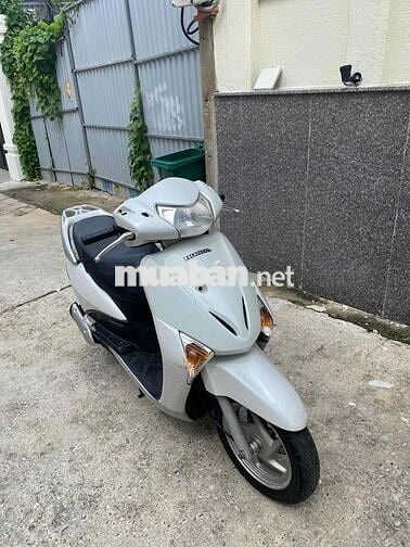Honda lead fi biene số 72 xe đẹp mới it đi