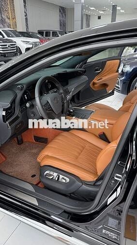 Lexus LS 500H, sản xuất 2025 - Siêu lướt 500 km.
