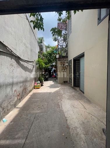 NHÀ 1 LẦU SỔ RIÊNG HẺM SỐ 8 PHÚ THUẬN Q7 