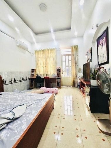 Bán nhà mặt tiền rẻ đẹp 3 lầu (4x16) Nguyễn Văn Công p3 Gò Vấp 