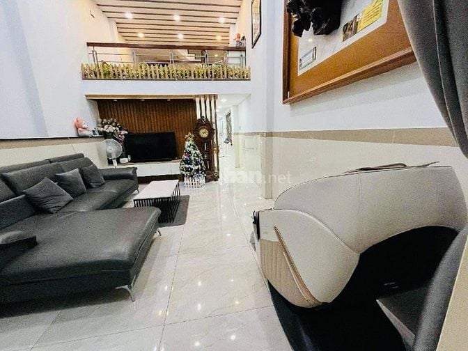 Bán nhà mặt tiền rẻ đẹp 3 lầu (4x16) Nguyễn Văn Công p3 Gò Vấp 