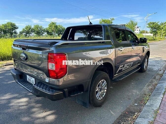 Ford Ranger 2023 XLS 2.0L 4x2 AT - 14000 km❤️❤️❤️