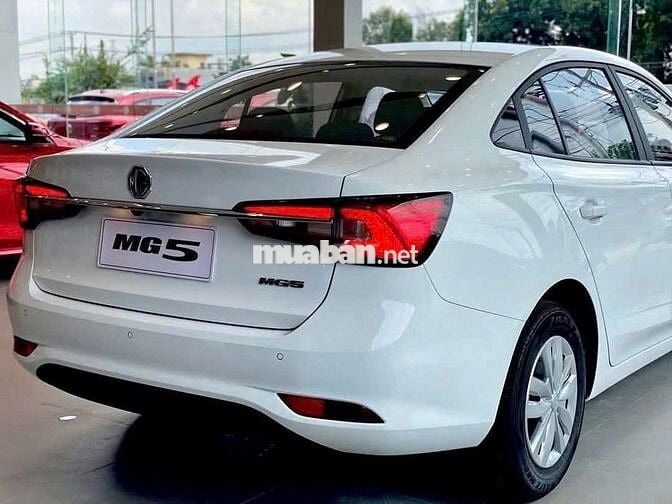 MG MG5 2024