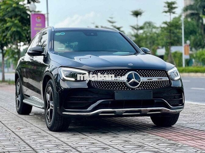 Mercedes Benz GLC 2022 300 4Matic - 26000 km