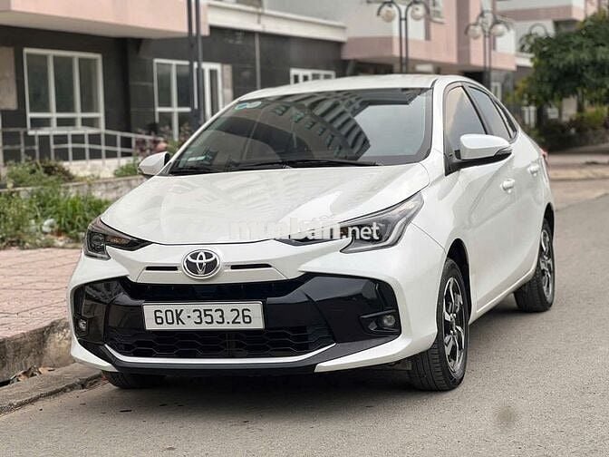 Toyota Vios 2023 E CVT 27000 km như mới đập thùng