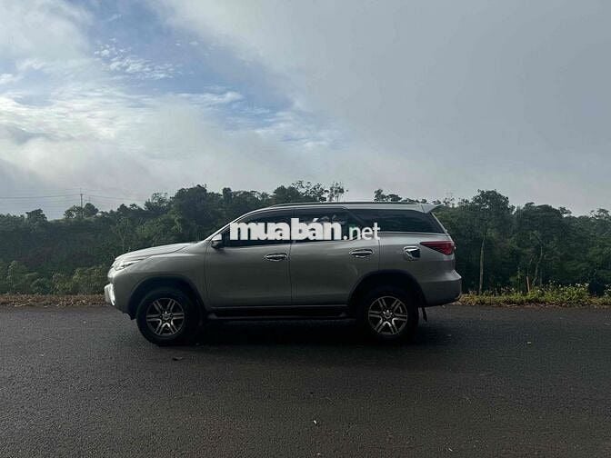 Toyota Fortuner 2019 2.4G 4x2 MT - 78989 km