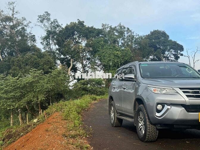 Toyota Fortuner 2019 2.4G 4x2 MT - 78989 km