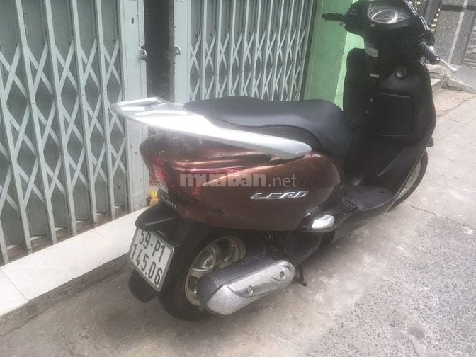Bán xe Lead 2011 màu Nâu và Mio Classico 2004 màu đỏ