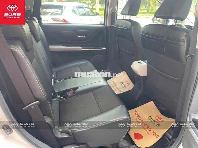 Toyota Veloz Cross Top 2024 - xe đẹp giá mềm