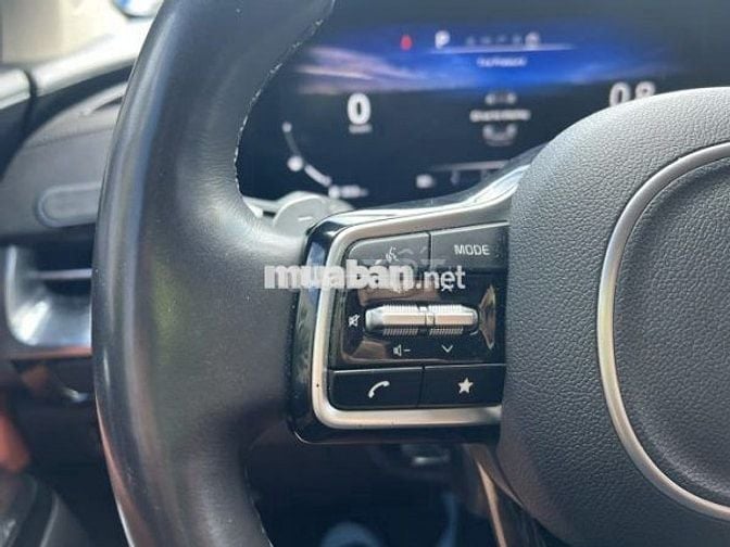Kia Carnival 2022 2.2D Premium 7 chỗ - 55000 km