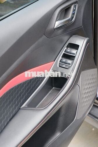 MG5 LUXURY 2023 - 31000 km