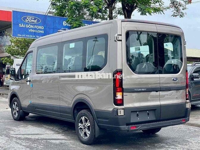 Ford Transit 2025 - 200 km