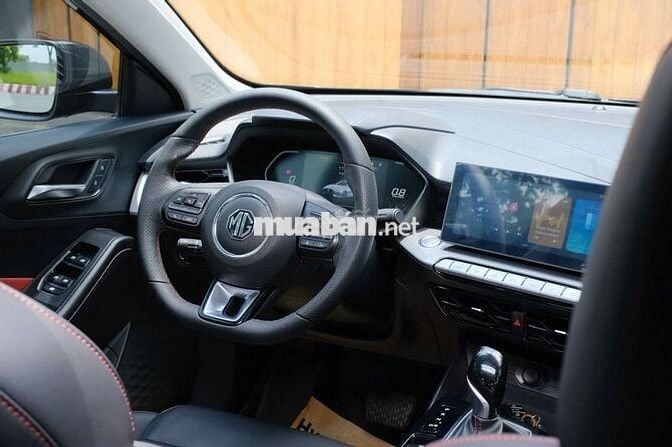 MG5 LUXURY 2023 - 31000 km