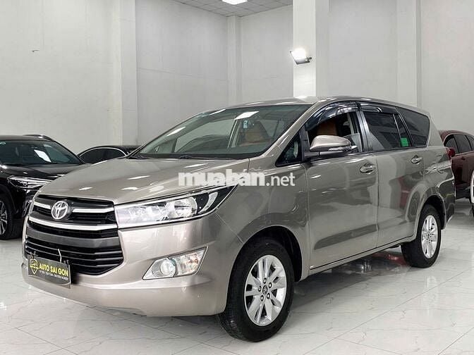 Toyota Innova 2.0G 2018 chuẩn gia đình