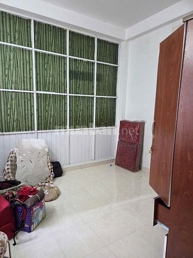 Cho thuê nguyên căn 4 x 6 có 1 lửng 2 lầu đúc nhà đẹp hẻm 3m P3 NVC GV