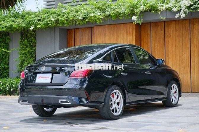 MG5 LUXURY 2023 - 31000 km