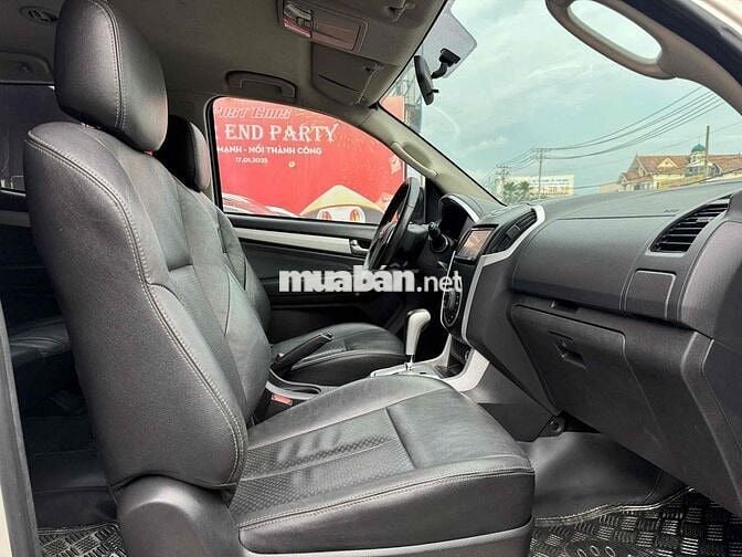 Isuzu Mu X 2016 3.0 4X2 AT - 144000 km một chủ