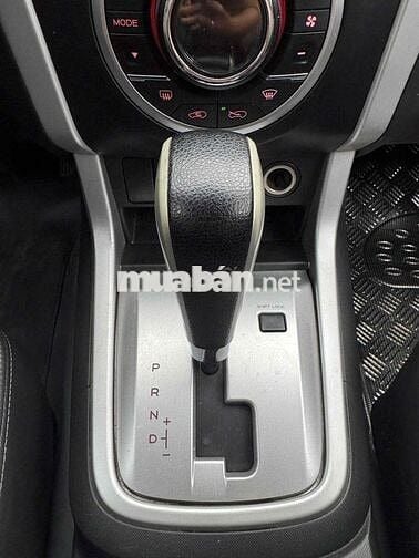 Isuzu Mu X 2016 3.0 4X2 AT - 144000 km một chủ