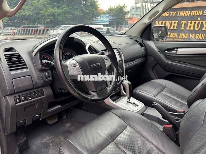 Isuzu Mu X 2016 3.0 4X2 AT - 144000 km một chủ