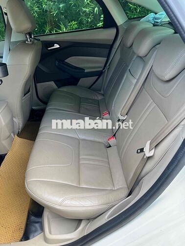 Ford Focus 2015 Titanium 2.0 AT - 100000 km