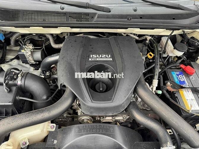 Isuzu Mu X 2016 3.0 4X2 AT - 144000 km một chủ