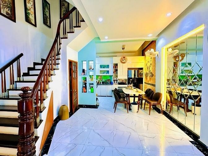 BÁN NHÀ NGÕ 16 HOÀNG CẦU, NGÕ Ô TÔ, GARA, NGÕ THÔNG, DT50M GIÁ 16,9 TỶ