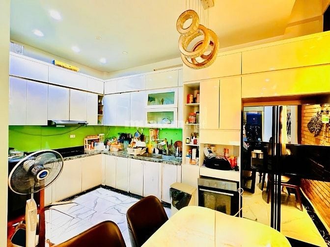 BÁN NHÀ NGÕ 16 HOÀNG CẦU, NGÕ Ô TÔ, GARA, NGÕ THÔNG, DT50M GIÁ 16,9 TỶ