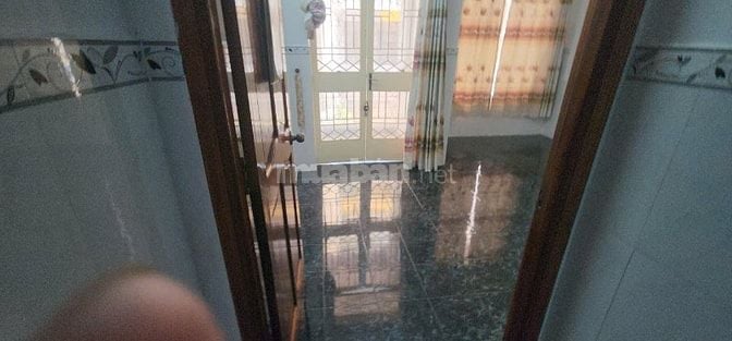 Cho thuê Nhà phố ngay tung tâm Tân Bình