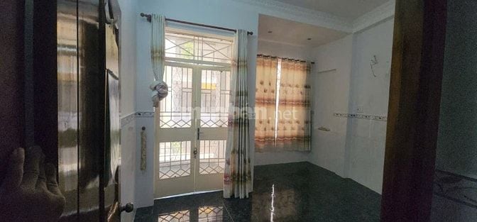 Cho thuê Nhà phố ngay tung tâm Tân Bình