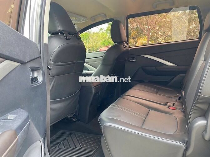 Mitsubishi Xpander Màu Xám 2023 AT Premium ODO 3v