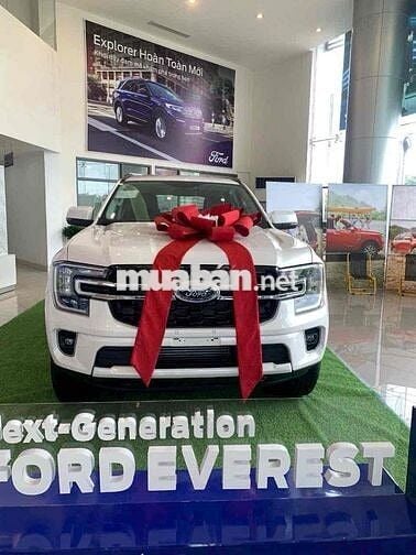 2025 Everest AB Trắng xe sẵn Bank 80%, lãi 7,5%
