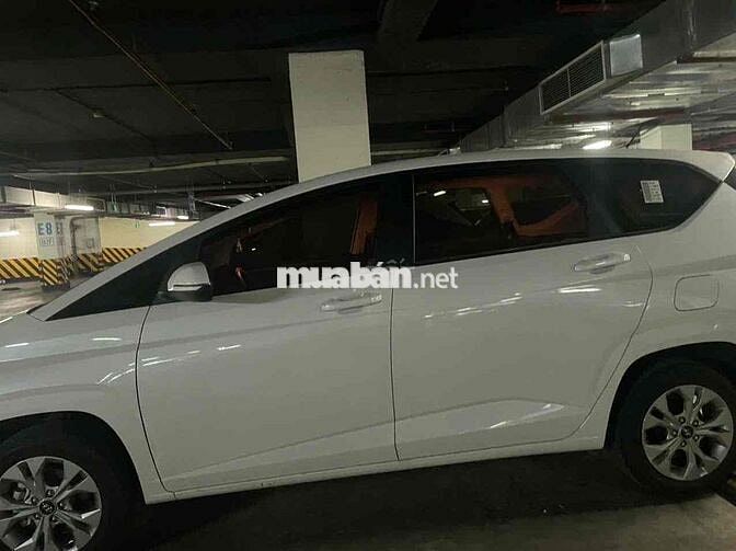 Hyundai Grand Starex Đk 3/2025 chưa đc 3000km