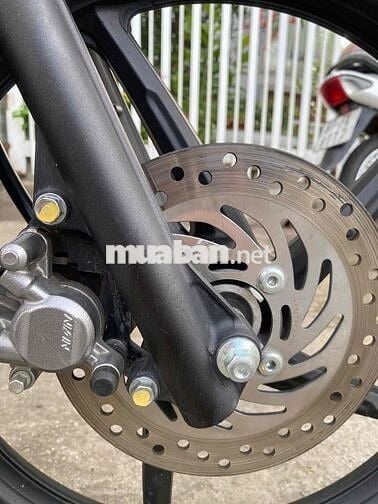 Xe quá mới dk 2024 giao đầy đủ giấy tờ chủ lên mâm