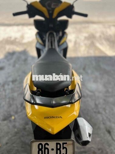 Thanh lý Winer V1 /2019 . Máy móc zin êm ru . Áo s