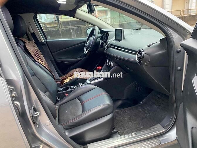 Mazda 2 2016  1.5 AT Sedan - 10000 km