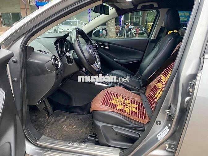Mazda 2 2016  1.5 AT Sedan - 10000 km