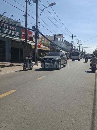Bán nhà mặt tiền Nguyễn Duy Trinh Long Trường Quận 9 giá 19 tỷ
