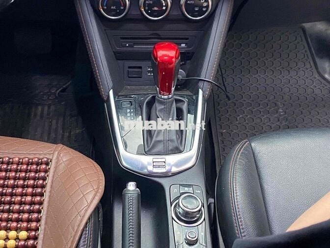 Mazda 2 2016  1.5 AT Sedan - 10000 km
