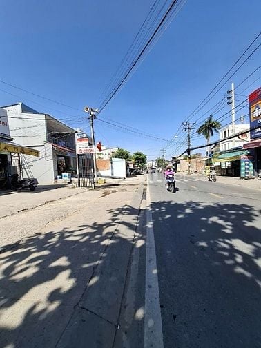 Bán nhà mặt tiền Nguyễn Duy Trinh Long Trường Quận 9 giá 19 tỷ