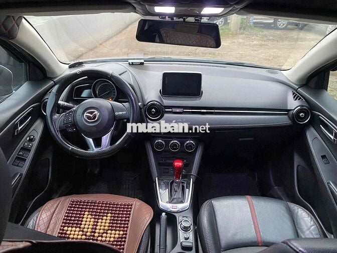 Mazda 2 2016  1.5 AT Sedan - 10000 km