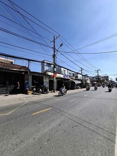 Bán nhà mặt tiền Nguyễn Duy Trinh Long Trường Quận 9 giá 19 tỷ