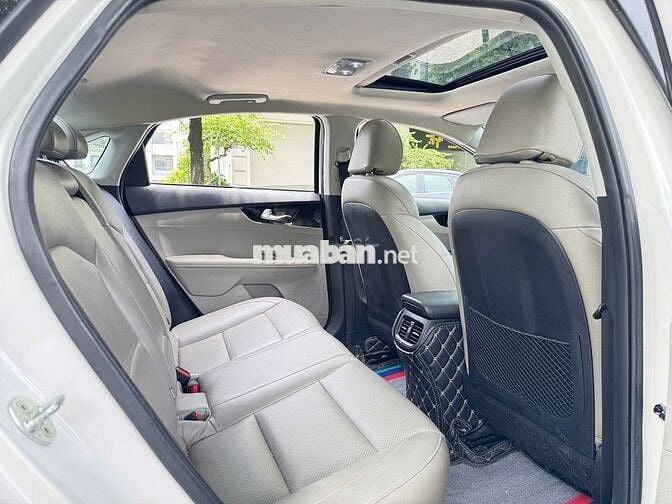 Kia cerato 2020 1.6 luxury tên tư nhân